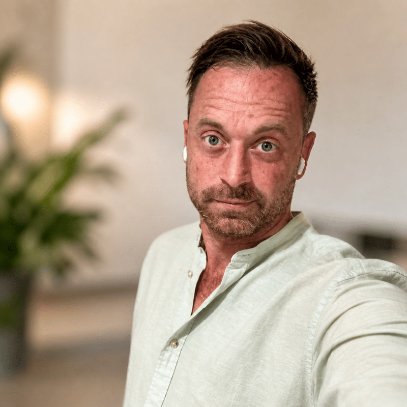 <h2><strong>Vincent Veldhuis</strong></h2><p><strong>Co-Owner | Directeur</strong></p><p></p>